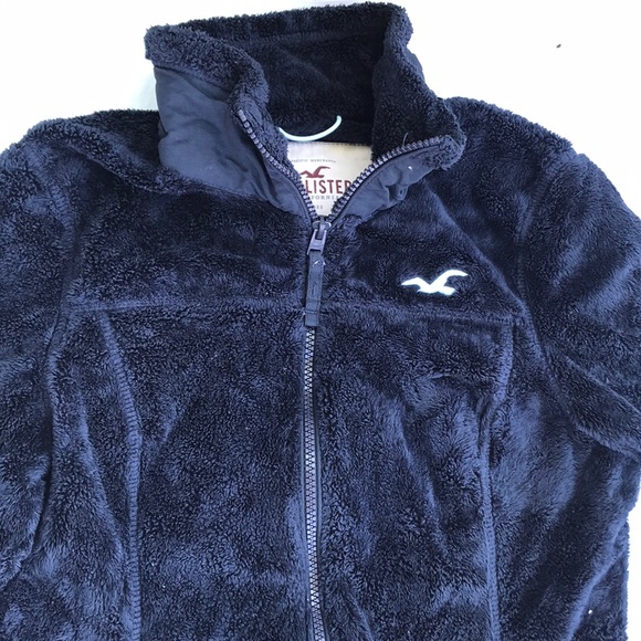 hollister fuzzy jacket